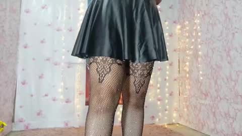 nataliavela online show from November 3, 12:57 am