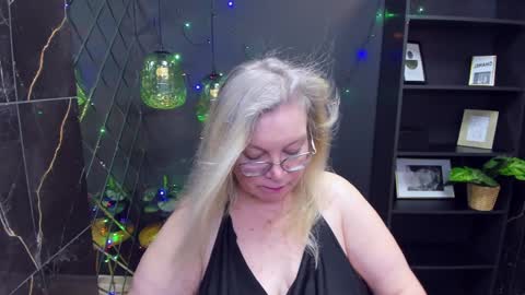 Snapshot of natalicloud chatting on December 26, 4:47 pm NataliCloud online show from December 26, 4:47 pm