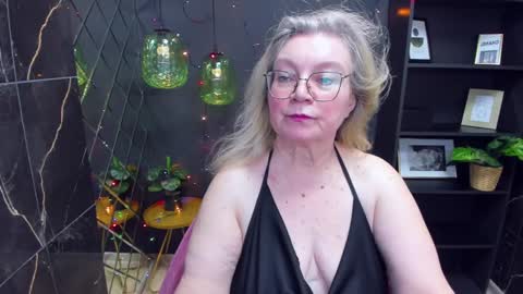 Snapshot of natalicloud chatting on December 26, 7:49 pm NataliCloud online show from December 26, 7:49 pm