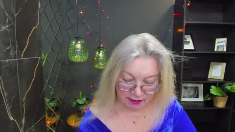 Snapshot of natalicloud chatting on December 30, 1:14 pm NataliCloud online show from December 30, 1:14 pm