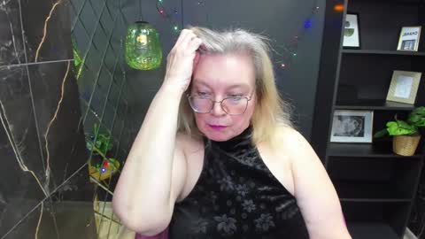 Snapshot of natalicloud chatting on January 5, 4:59 pm NataliCloud online show from January 5, 4:59 pm