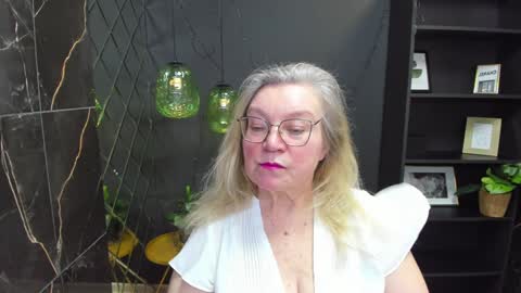 Snapshot of natalicloud chatting on January 12, 1:16 pm NataliCloud online show from January 12, 1:16 pm
