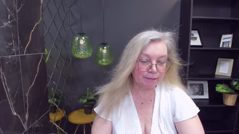 Snapshot of natalicloud chatting on January 18, 4:31 pm NataliCloud online show from January 18, 4:31 pm