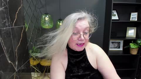 Snapshot of natalicloud chatting on January 22, 5:28 pm NataliCloud online show from January 22, 5:28 pm