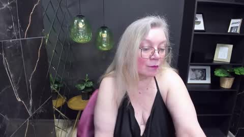 Snapshot of natalicloud chatting on February 22, 5:02 pm NataliCloud online show from February 22, 5:02 pm