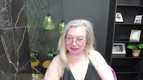 Snapshot of natalicloud chatting on February 27, 5:58 pm NataliCloud online show from February 27, 5:58 pm