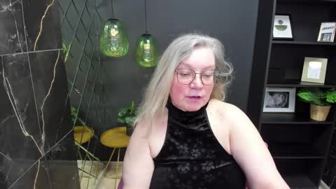 Snapshot of natalicloud chatting on March 3, 6:55 pm NataliCloud online show from March 3, 6:55 pm
