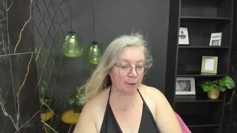 Snapshot of natalicloud chatting on September 9, 1:21 pm NataliCloud online show from September 9, 1:21 pm