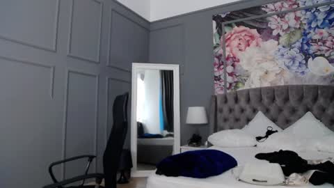 Snapshot of natalie_bitton chatting on January 20, 2:46 pm Natalie online show from January 20, 2:46 pm