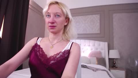 Natalie online show from March 4, 10:54 am