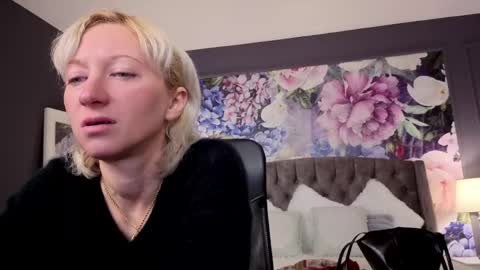 Natalie online show from May 10, 5:45 am