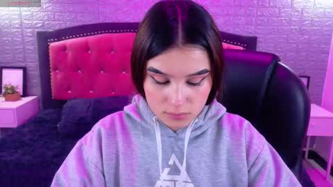 natalie  online show from November 20, 3:07 am