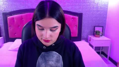 natalie  online show from November 28, 3:20 am