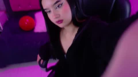 natalie  online show from February 20, 6:26 am