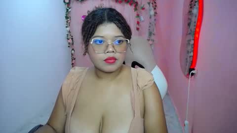 natalielabellex1 online show from September 9, 7:35 pm