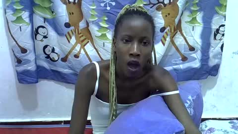 natalih online show from December 5, 12:30 am