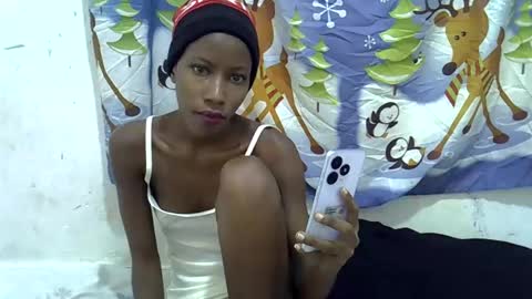 natalih online show from December 18, 4:53 am