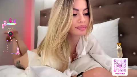 Snapshot of natalimurr chatting on June 16, 4:53 pm Natali online show from June 16, 4:53 pm
