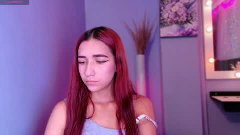 natalliapradas online show from December 17, 4:35 pm