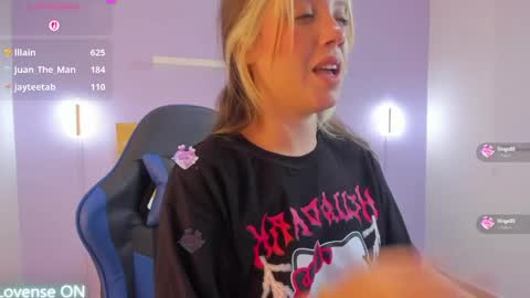 Nataly online show from May 15, 11:23 pm
