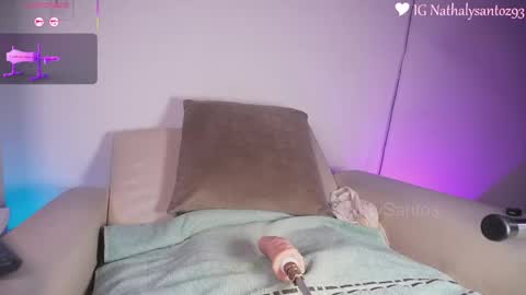 Snapshot of nataly_santoz chatting on May 15, 2:40 am nataly_santoz online show from May 15, 2:40 am