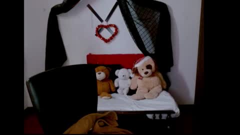 Snapshot of natalyescobar_lx chatting on March 7, 12:01 pm Nataly Escobar online show from March 7, 12:01 pm