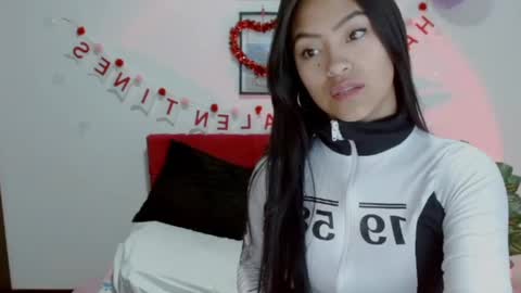 Snapshot of natalyescobar_lx chatting on September 19, 12:28 pm Nataly Escobar online show from September 19, 12:28 pm