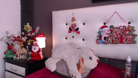 Natasha online show from December 13, 1:33 pm
