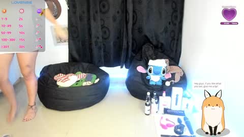 Snapshot of natasha777_a chatting on December 9, 11:03 pm Natasha online show from December 9, 11:03 pm