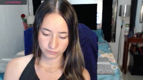 Snapshot of natasha_199 chatting on May 13, 6:38 pm natasha_199 online show from May 13, 6:38 pm