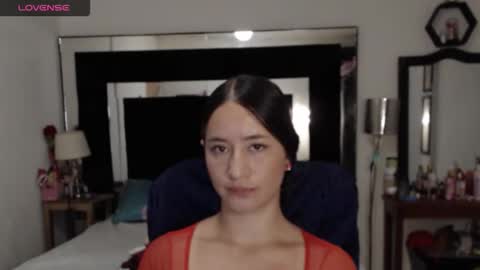 Snapshot of natasha_199 chatting on May 19, 2:12 pm natasha_199 online show from May 19, 2:12 pm