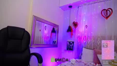 Snapshot of natasha__jackson chatting on March 7, 1:40 pm natasha online show from March 7, 1:40 pm