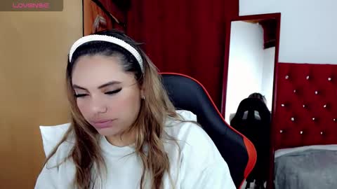 natasha__magics online show from October 9, 3:15 am