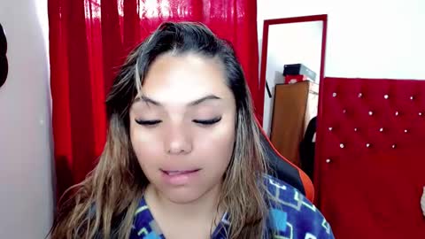 natasha__magics online show from November 6, 9:59 pm