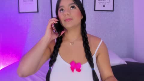 Snapshot of natasha_harpper chatting on December 19, 2:46 pm Natasha online show from December 19, 2:46 pm