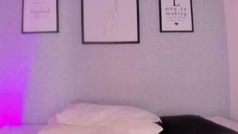 Snapshot of natasha_harpper chatting on January 13, 3:47 pm Natasha online show from January 13, 3:47 pm