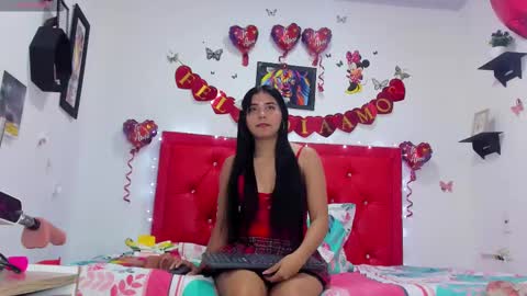 Snapshot of natasha_jurado chatting on February 14, 9:43 pm N A T A S H A online show from February 14, 9:43 pm