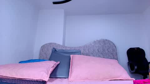 natasha_segura online show from May 9, 11:48 am