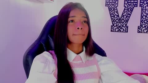 Snapshot of natasha_smith_ws chatting on February 28, 4:46 am Natasha online show from February 28, 4:46 am