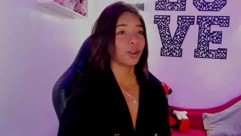 Snapshot of natasha_smith_ws chatting on February 28, 7:26 pm Natasha online show from February 28, 7:26 pm