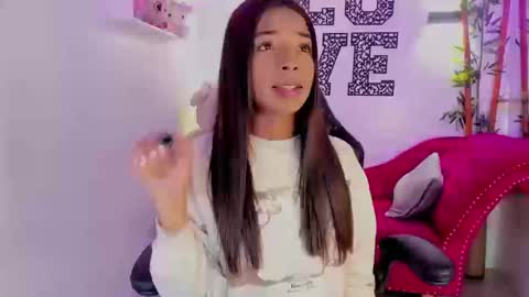 Snapshot of natasha_smith_ws chatting on March 13, 4:57 pm Natasha online show from March 13, 4:57 pm