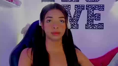 Snapshot of natasha_smith_ws chatting on March 20, 4:12 pm Natasha online show from March 20, 4:12 pm