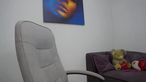 natashaboobs online show from February 12, 10:35 am