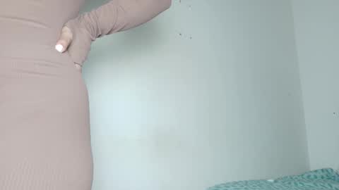 Snapshot of natashaparker__ chatting on March 18, 9:29 pm Natasha online show from March 18, 9:29 pm