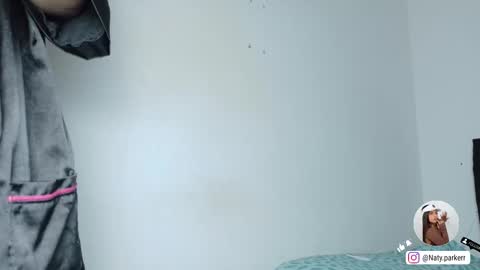 Snapshot of natashaparker__ chatting on March 20, 9:52 pm Natasha online show from March 20, 9:52 pm
