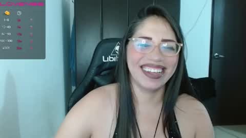 Natasha Smithe  online show from January 31, 4:25 am