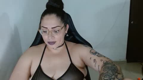 Snapshot of natashasmithe chatting on March 8, 2:04 am Natasha Smithe online show from March 8, 2:04 am