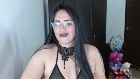 Snapshot of natashasmithe chatting on March 20, 1:10 am Natasha Smithe online show from March 20, 1:10 am