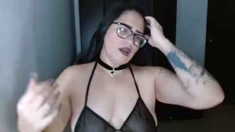 Snapshot of natashasmithe chatting on May 17, 12:19 am Natasha Smithe online show from May 17, 12:19 am