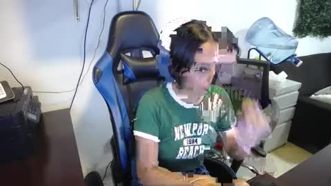 Snapshot of natashax_hot chatting on February 12, 7:35 pm Natashax  online show from February 12, 7:35 pm